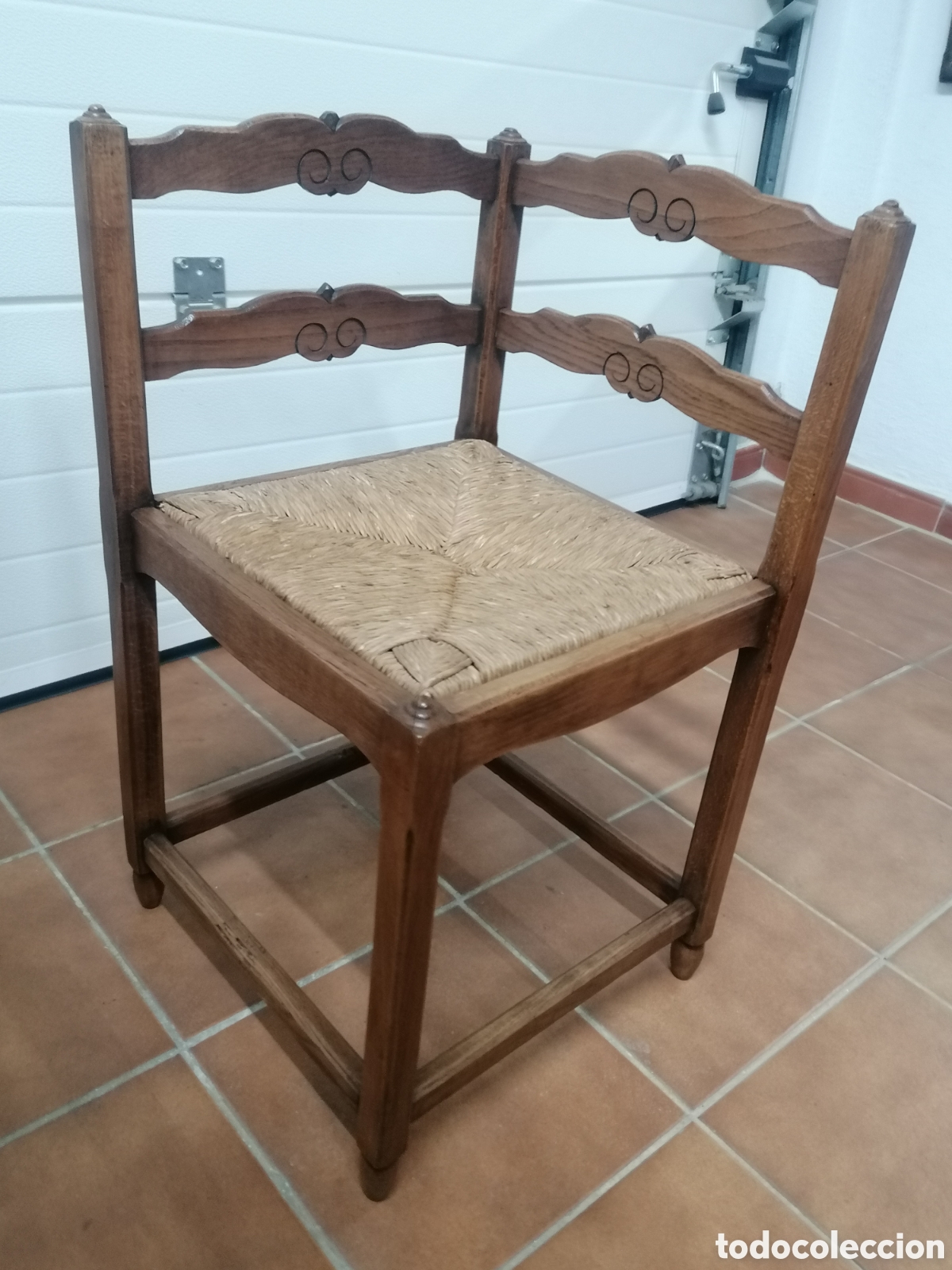 Antig&uuml;edades: Silla rinconera antigua - Foto 4