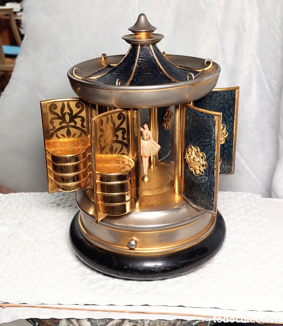 Antiques: Caja de m&uacute;sica y pitillera (cigarrera) antigua con bailarina de ballet - mecanizado