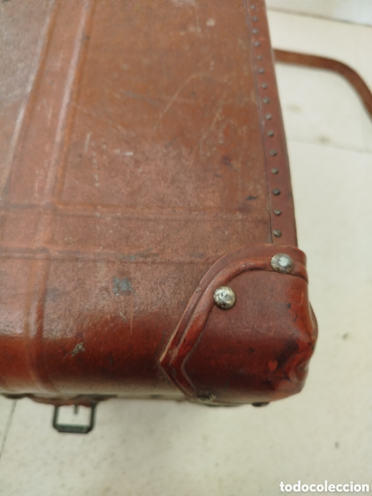 Antig&uuml;edades: Maleta antigua en piel. - Foto 3