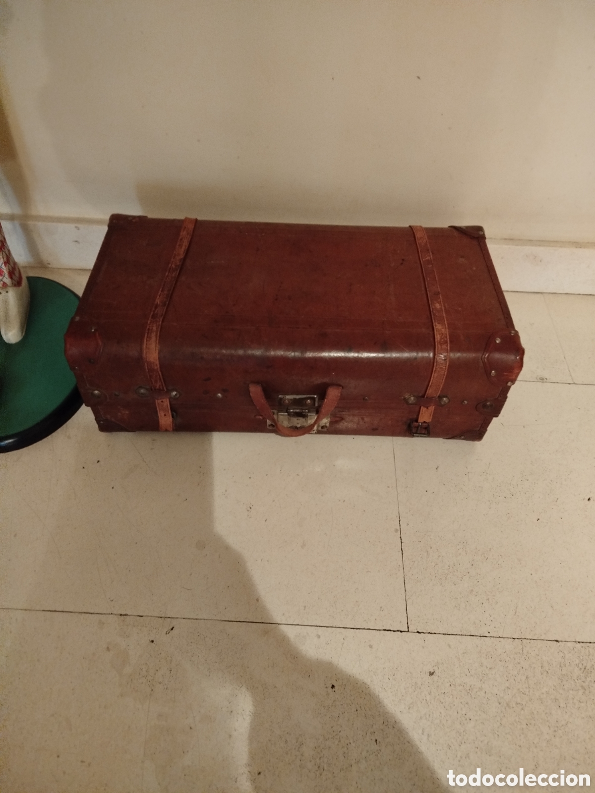 Antig&uuml;edades: Maleta antigua en piel. - Foto 1