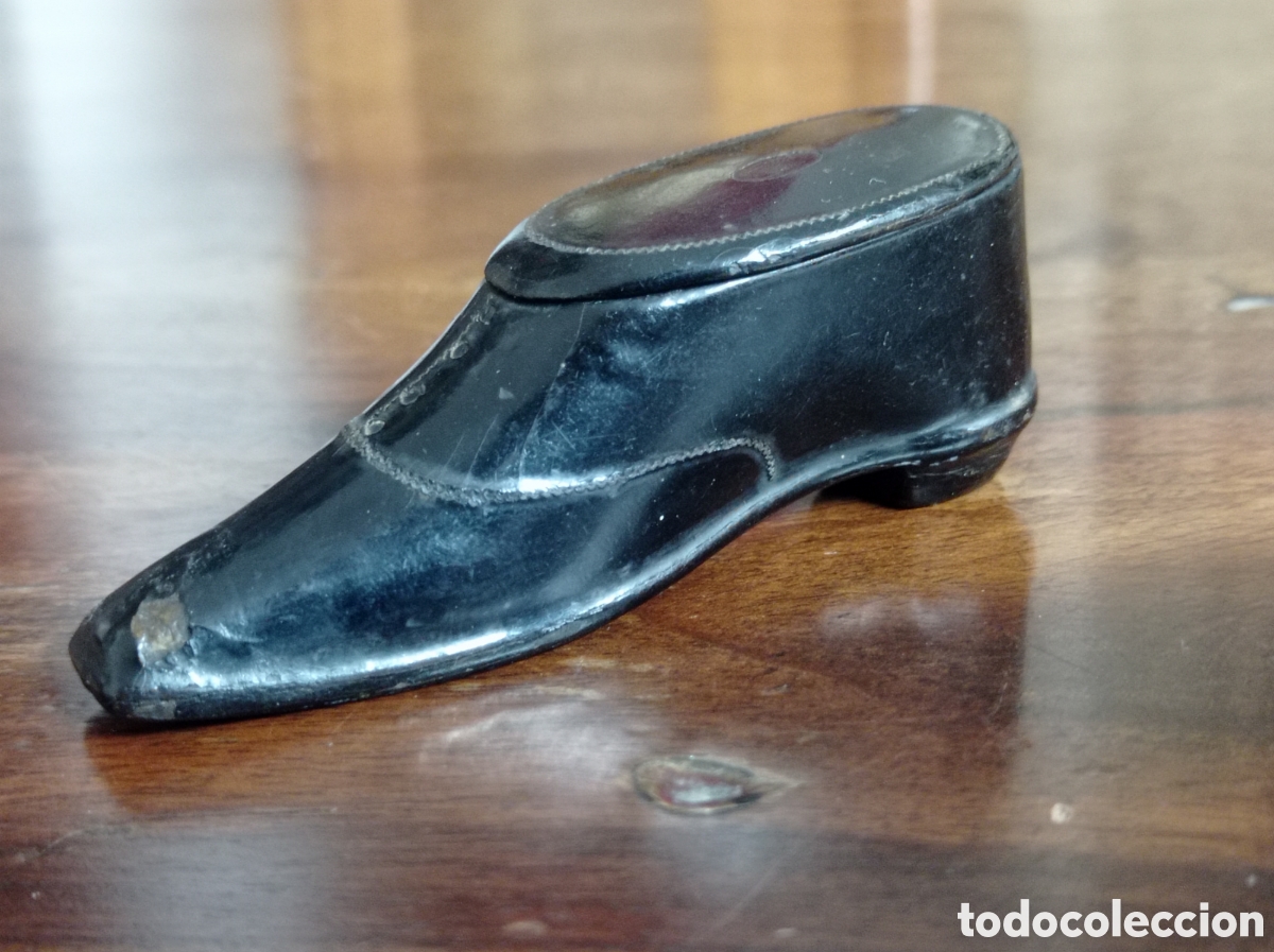 Antig&uuml;edades: Bella caja lacada de rape &bull; zapato bot&iacute;n - Foto 2