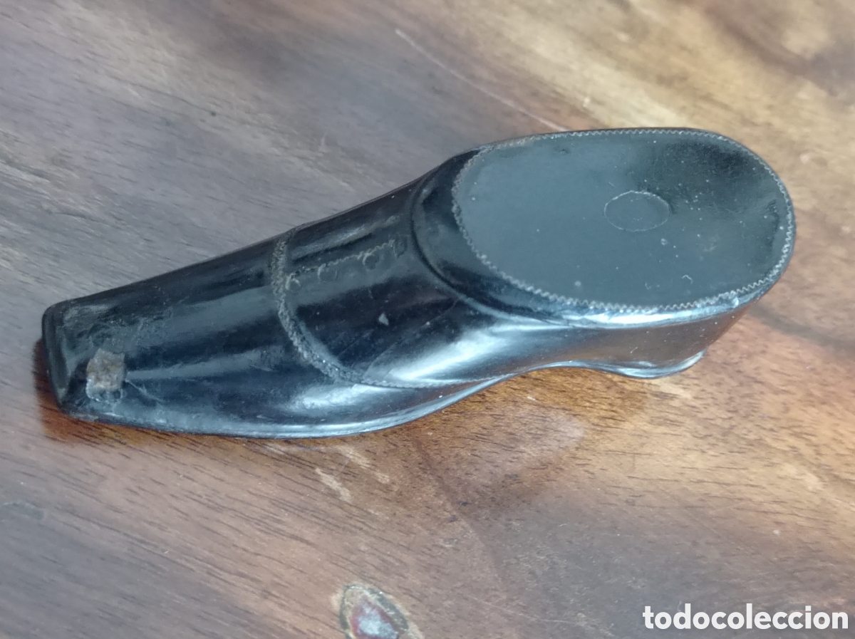 Antig&uuml;edades: Bella caja lacada de rape &bull; zapato bot&iacute;n - Foto 3