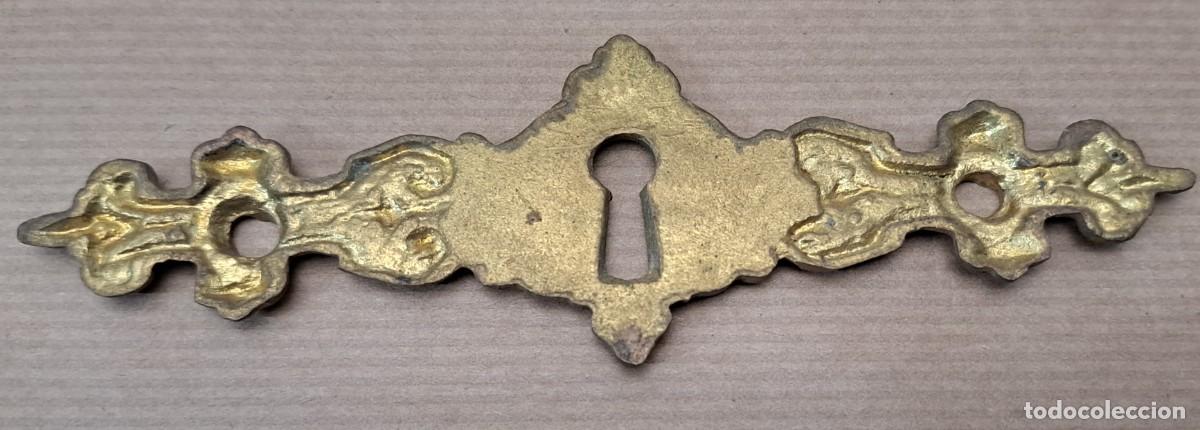 Antig&uuml;edades: Escudo boca llave de bronce - Foto 4