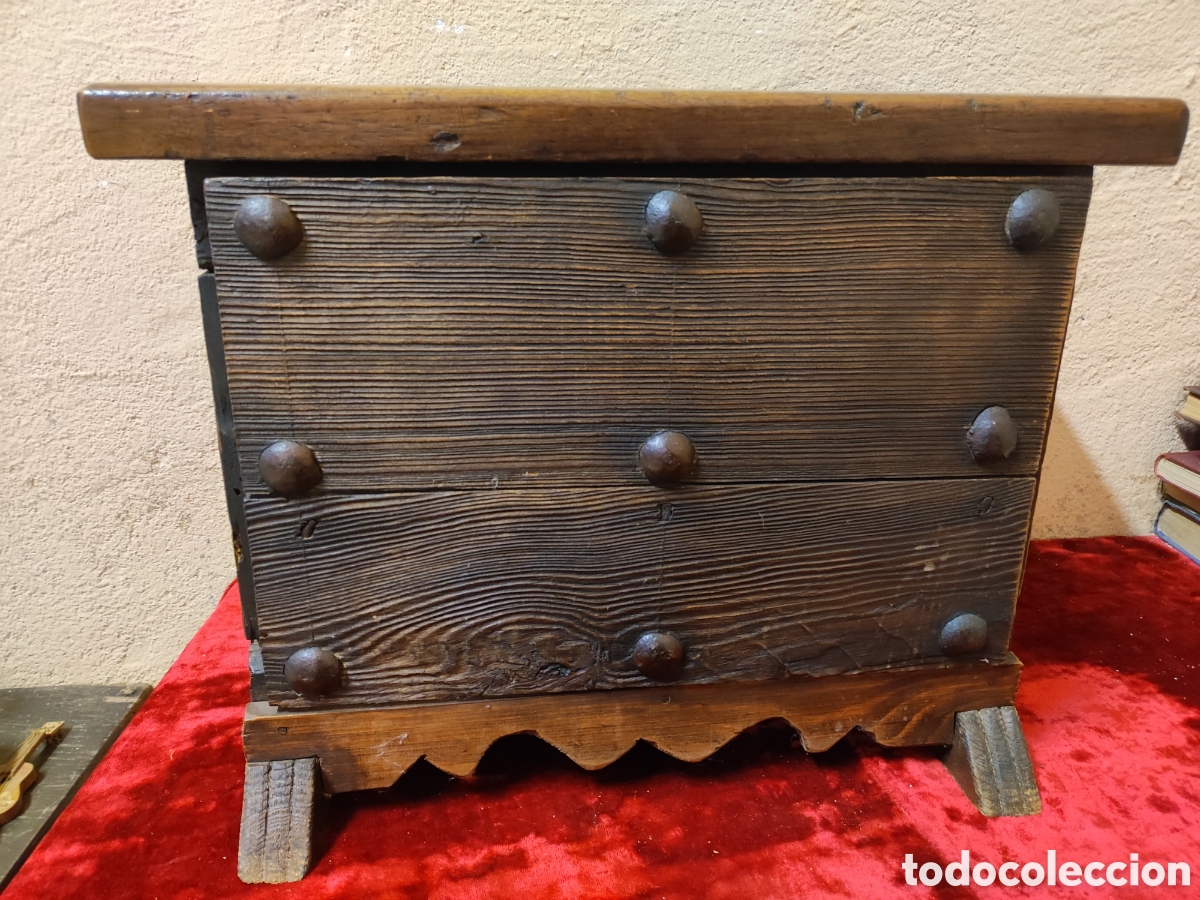 Antig&uuml;edades: Arqueta peque&ntilde;a madera - Foto 1