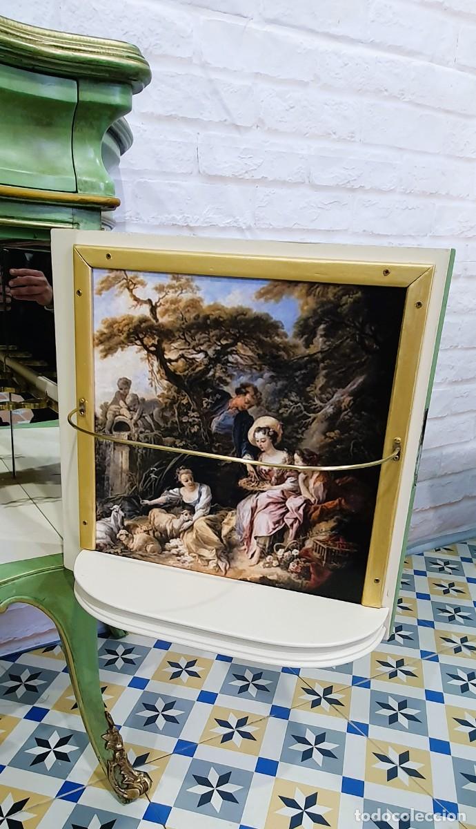 Antig&uuml;edades: C&oacute;moda licorera antigua. - Foto 9