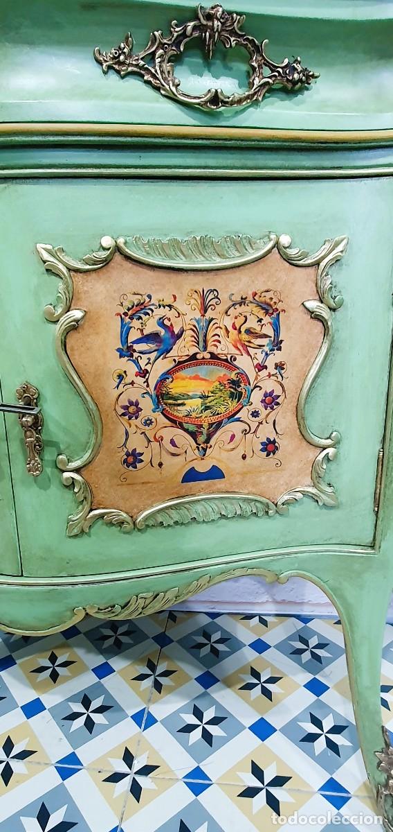 Antig&uuml;edades: C&oacute;moda licorera antigua. - Foto 10