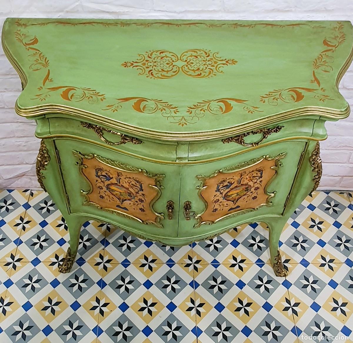 Antig&uuml;edades: C&oacute;moda licorera antigua. - Foto 12