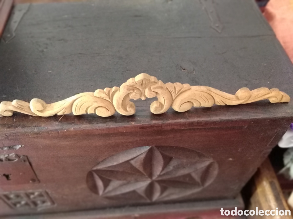 Antig&uuml;edades: BAUL TALLADO EN MADERA NOBLE - Foto 3