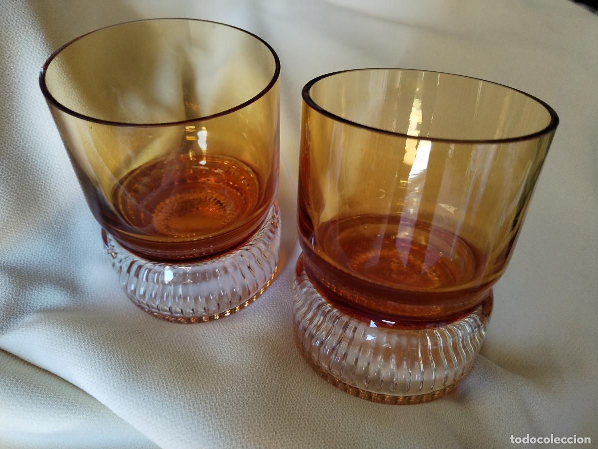 Antig&uuml;edades: 2 vasos whiskey color ambar - Foto 2