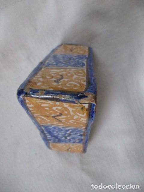 Antig&uuml;edades: Especiero de Talavera siglo XVIII - Foto 3