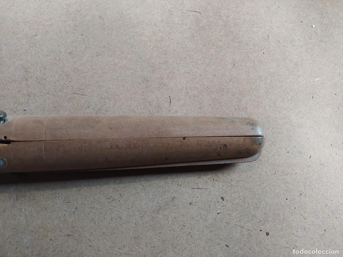 Antig&uuml;edades: Utensilio plegable de madera - Foto 6