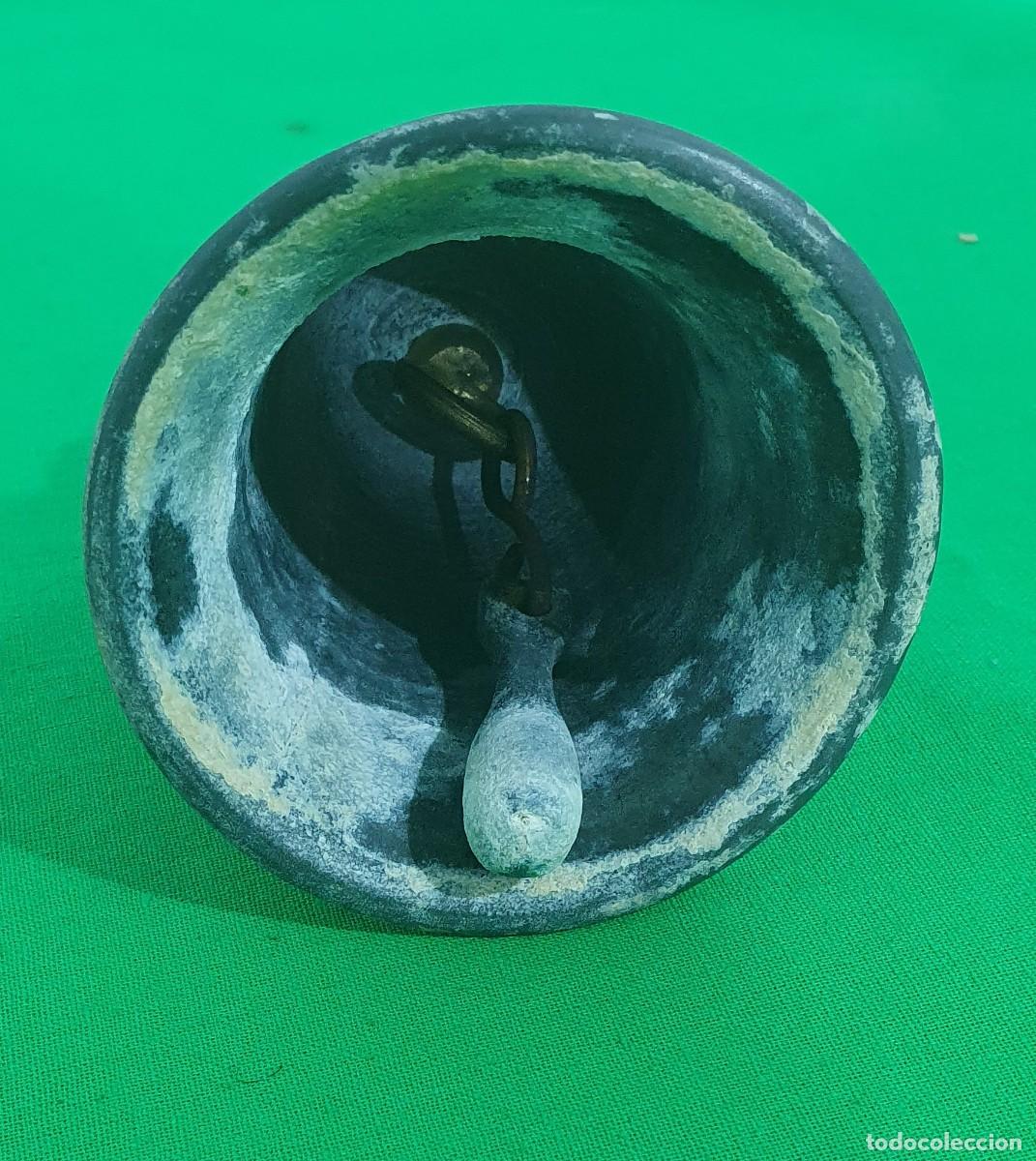 Antig&uuml;edades: Campana de fundido en relieves - Foto 3