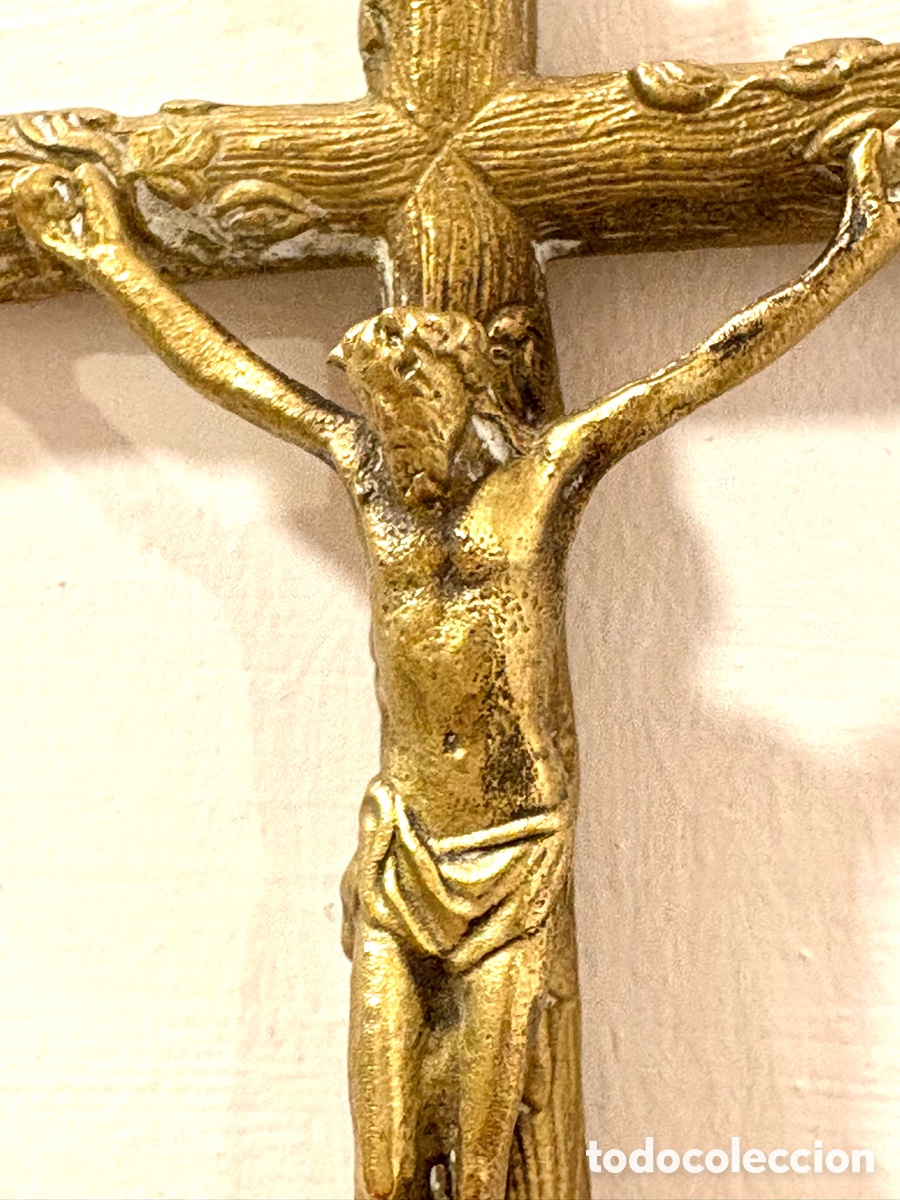 Antig&uuml;edades: ANTIGUO CRUCIFIJO DE BRONCE - Foto 1