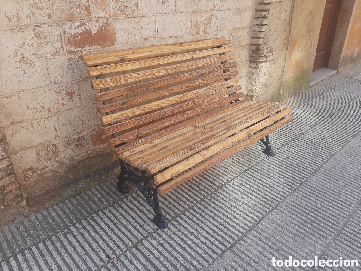 Antig&uuml;edades: Banco peque&ntilde;o antiguo - Foto 2