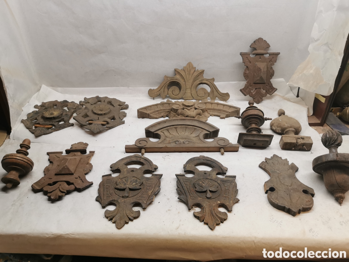 Antig&uuml;edades: Lote de remates de madera - Foto 8