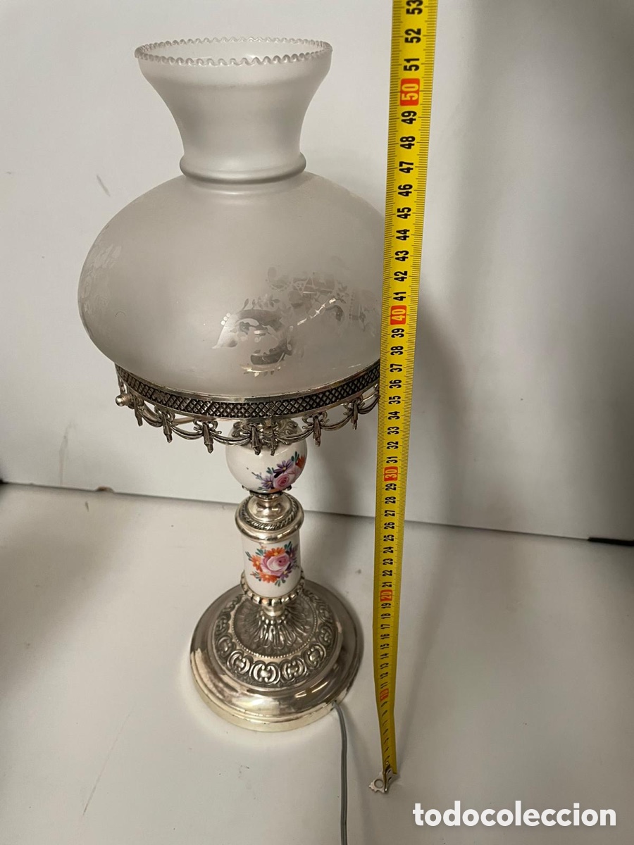 Antig&uuml;edades: Antigua l&aacute;mpara de sobremesa - Foto 3