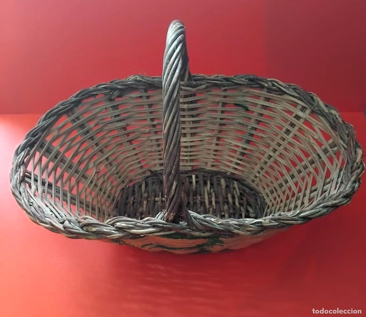 Antig&uuml;edades: Cesta de mimbre antigua - Foto 2