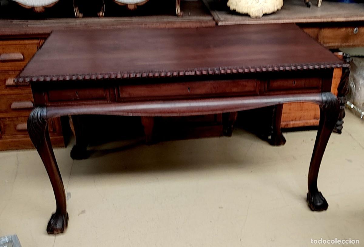 Antig&uuml;edades: Mesa escritorio estilo chipendale en madera de nogal - Foto 2