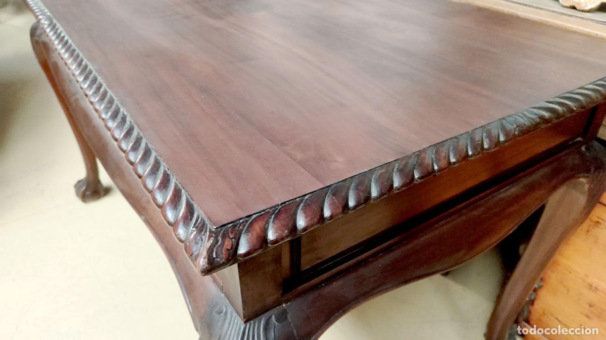 Antig&uuml;edades: Mesa escritorio estilo chipendale en madera de nogal - Foto 9
