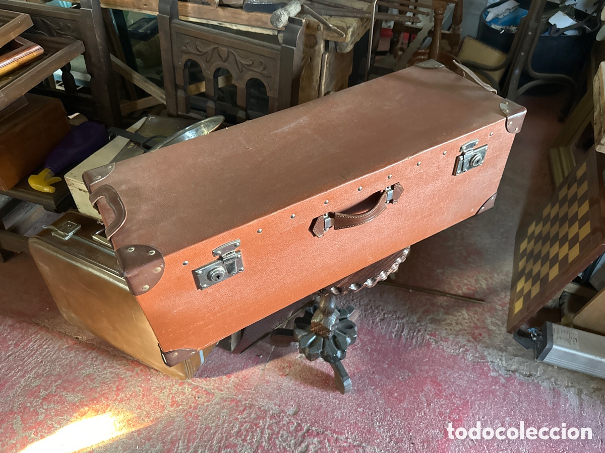 Antig&uuml;edades: Maleta de cuero vintage
