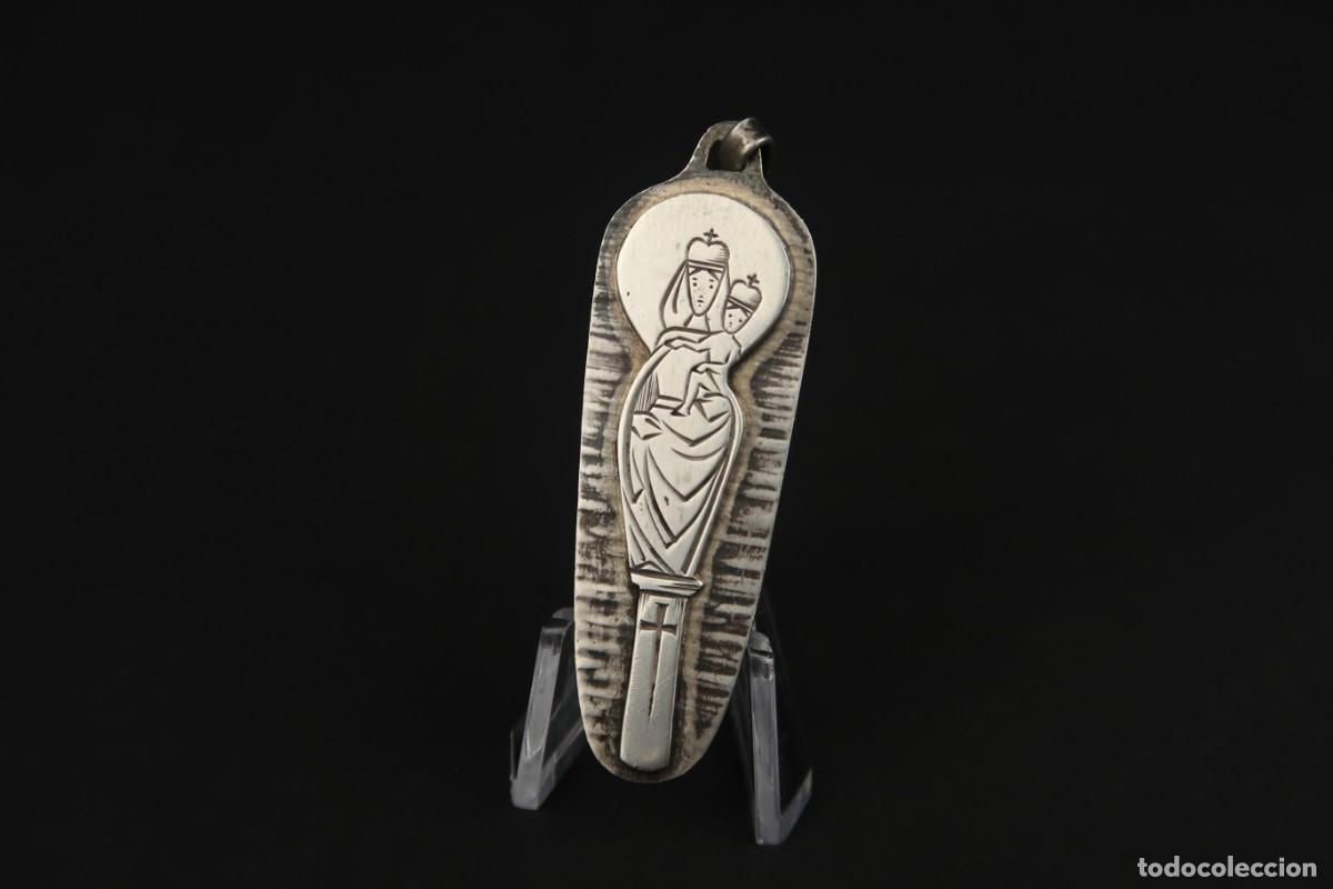 Antig&uuml;edades: Antigua Medalla Religiosa de Plata - Foto 2