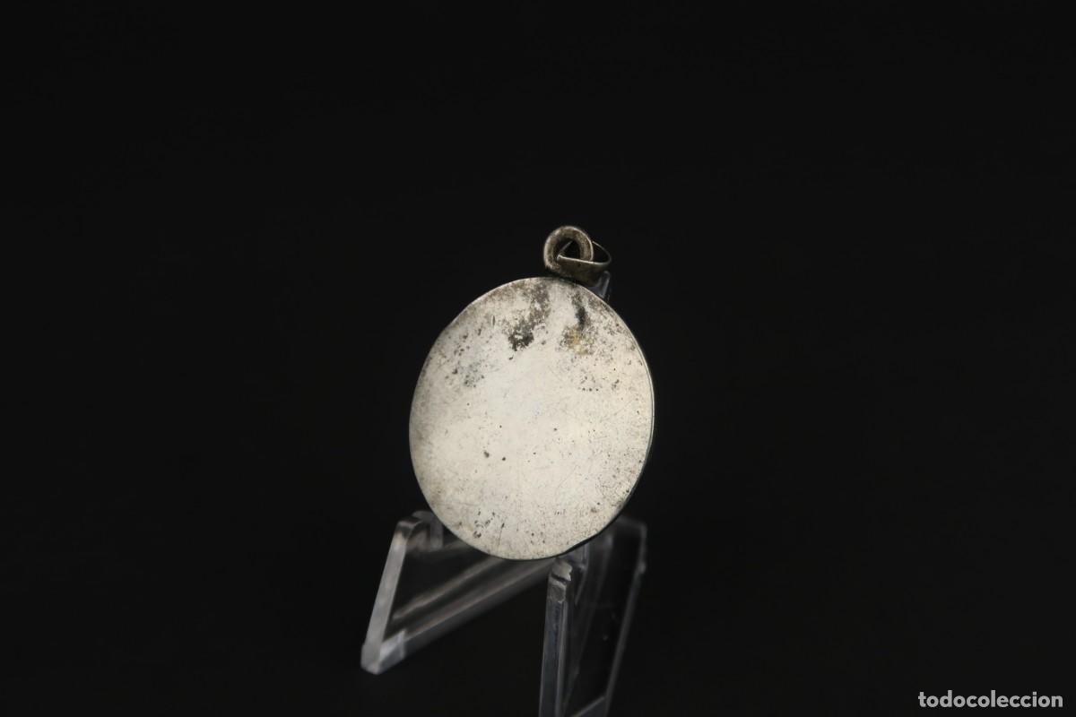 Antig&uuml;edades: Antigua Medalla Religiosa de Plata - Foto 6
