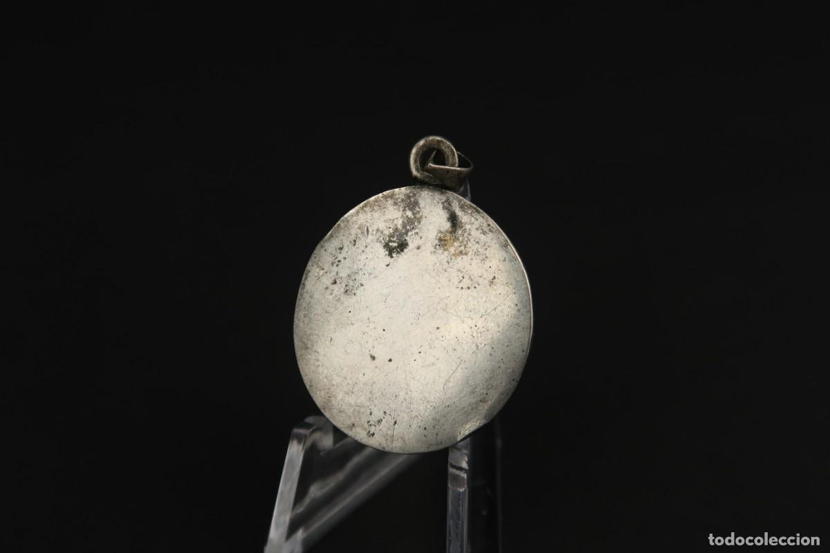 Antig&uuml;edades: Antigua Medalla Religiosa de Plata - Foto 7