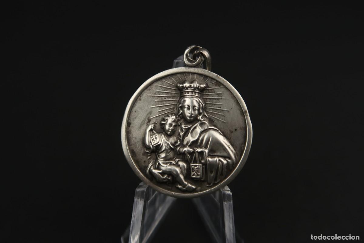 Antig&uuml;edades: Antigua Medalla Religiosa de Plata - Foto 3