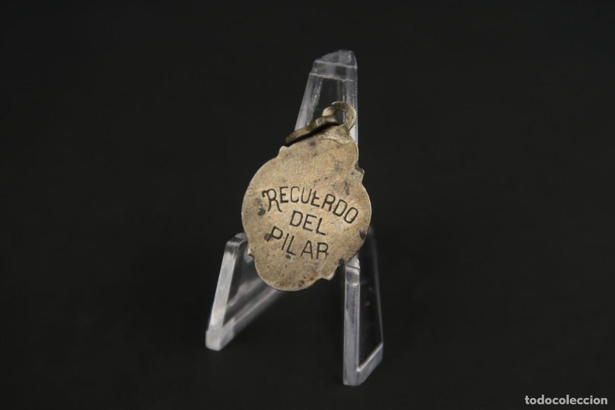 Antig&uuml;edades: Antigua Medalla Religiosa de Plata - Foto 4