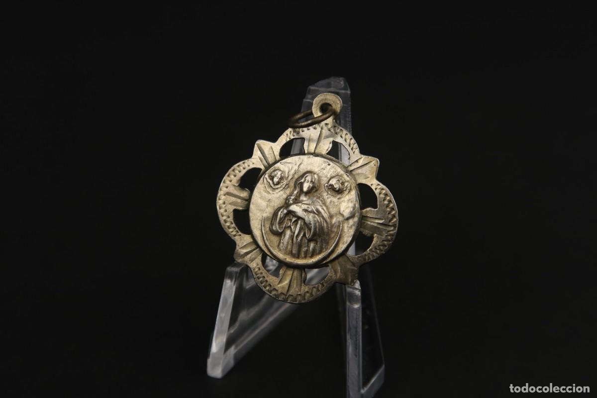 Antig&uuml;edades: Antigua Medalla Religiosa de Plata - Foto 2
