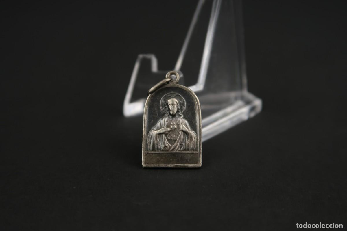 Antig&uuml;edades: Antigua Medalla Religiosa de Plata - Foto 5