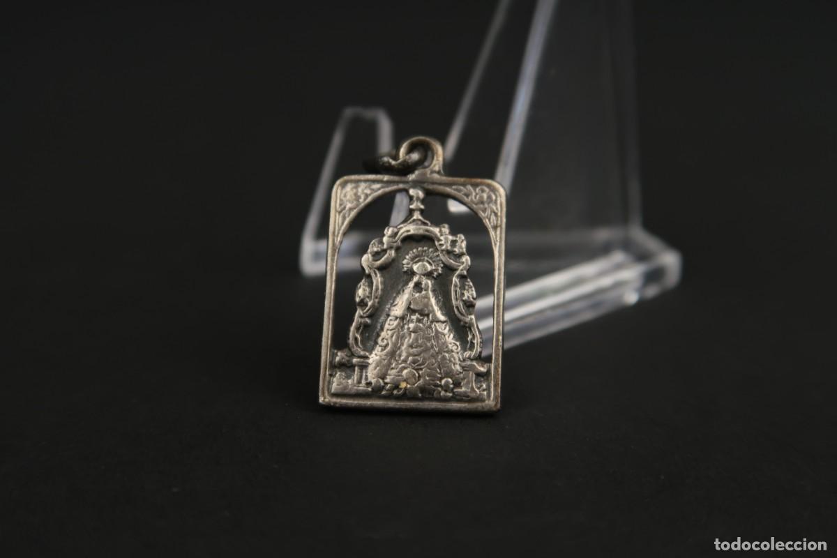 Antig&uuml;edades: Antigua Medalla Religiosa de Plata - Foto 3