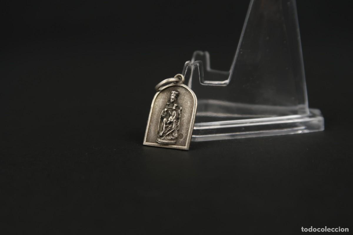 Antig&uuml;edades: Antigua Medalla Religiosa de Plata - Foto 3