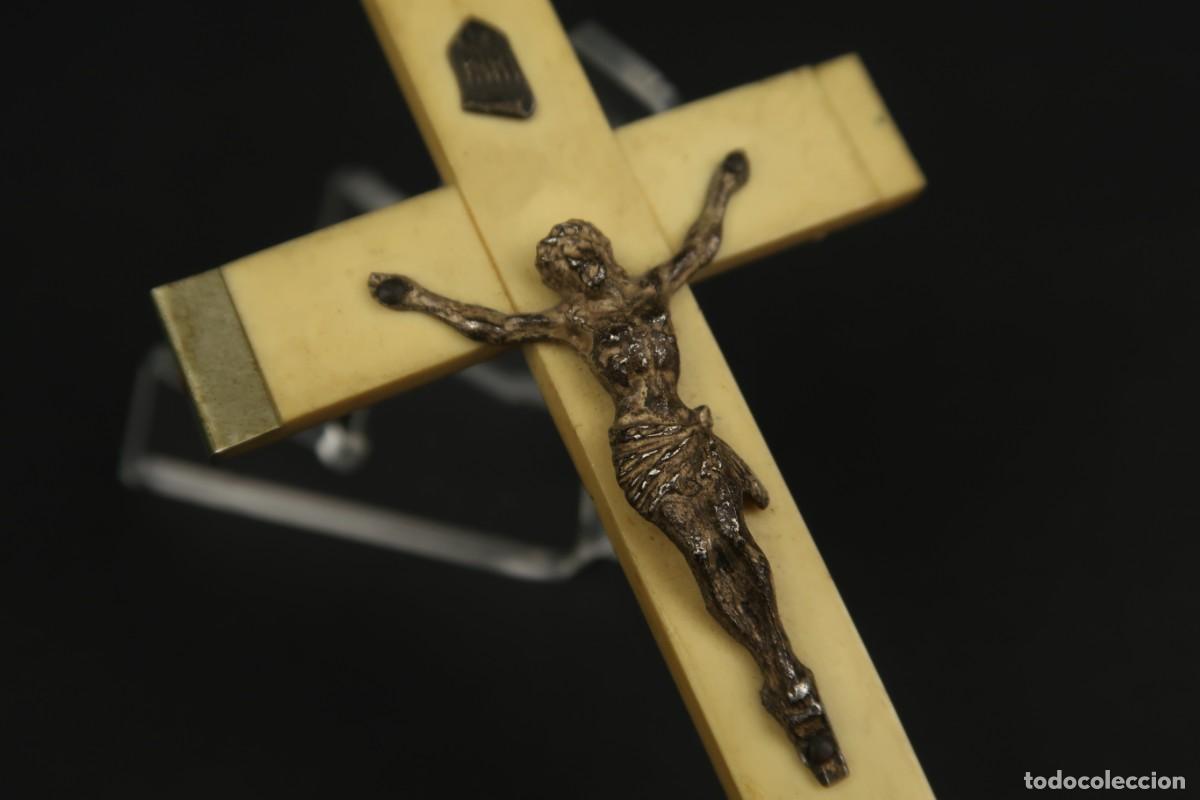 Antig&uuml;edades: Antiguo Crucifijo Frances de Celuloide - Foto 6