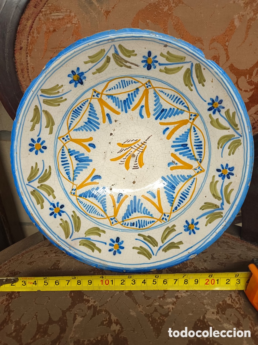 Antig&uuml;edades: Plato Talavera niveiro - Foto 1