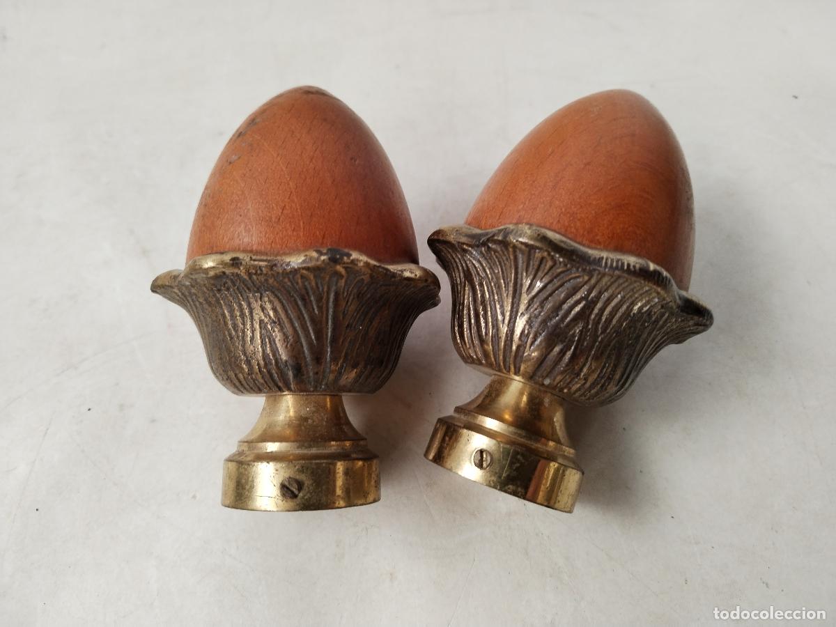 Antig&uuml;edades: 2 copetes terminales de barra en bronce y madera - c145 - Foto 1