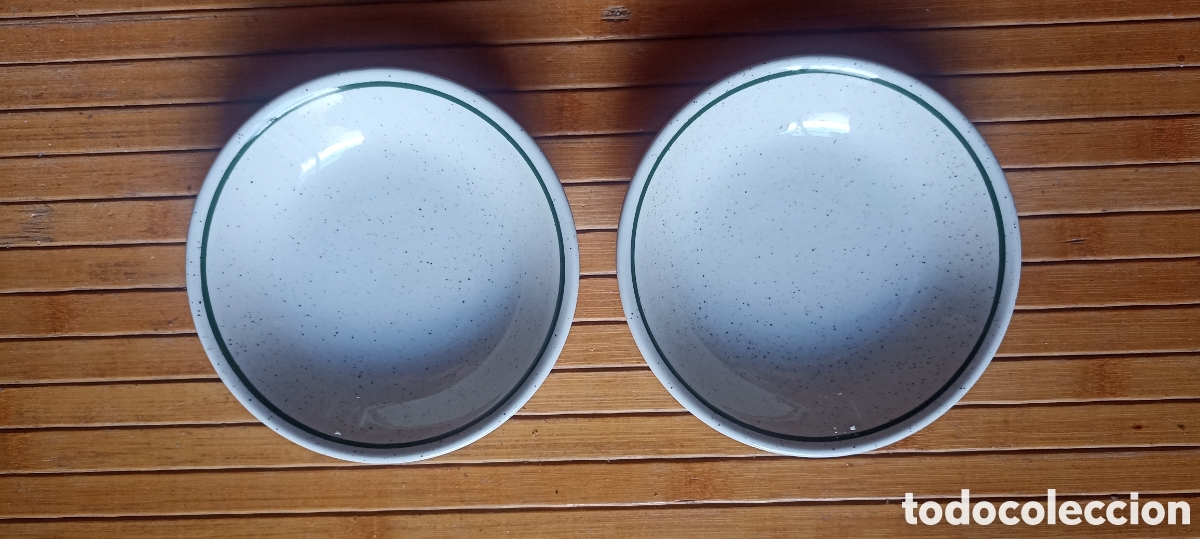 Antig&uuml;edades: 2 platitos de aperitivo Churchill Super vitrified - 12 cent&iacute;metros di&aacute;metro