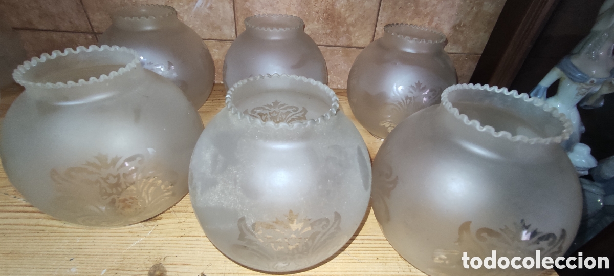 Antig&uuml;edades: Caja con 6 tulipas / globos de cristal - Foto 7