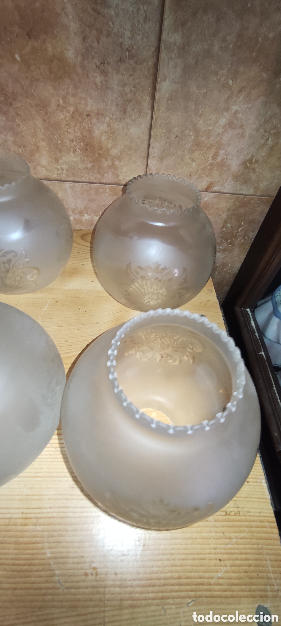 Antig&uuml;edades: Conjunto de 6 tulipas de cristal - Foto 3