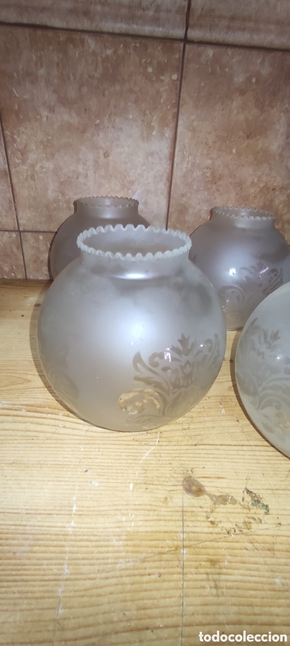 Antig&uuml;edades: Conjunto de 6 tulipas de cristal - Foto 1