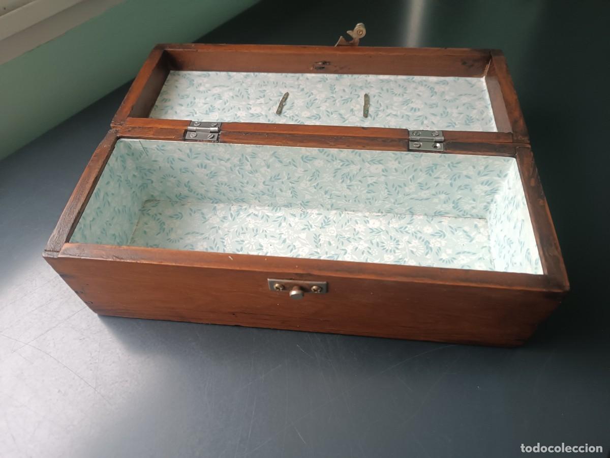 Antig&uuml;edades: Caja de madera antigua. - Foto 7