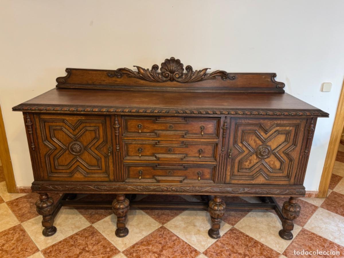 Antig&uuml;edades: ANTIGUO APARADOR DE ROBLE MACIZO - Foto 2