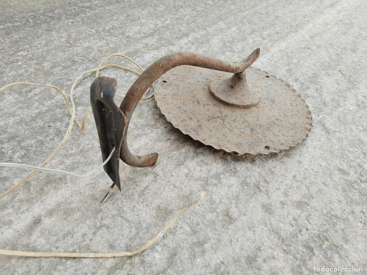 Antig&uuml;edades: aplique antiguo de forja - Foto 3