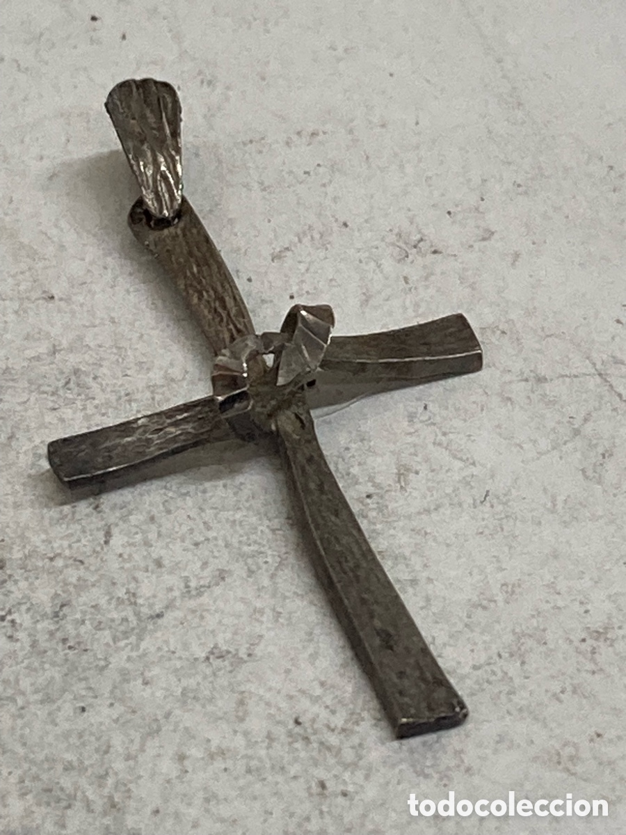 Antig&uuml;edades: Cruz de plata religiosa C361 - Foto 1