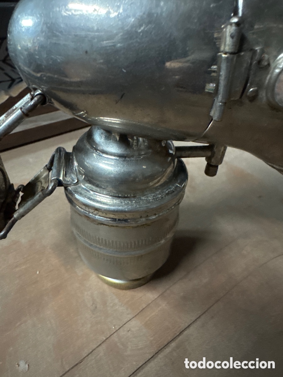 Antig&uuml;edades: Linterna de bicicleta de carburo - Foto 4