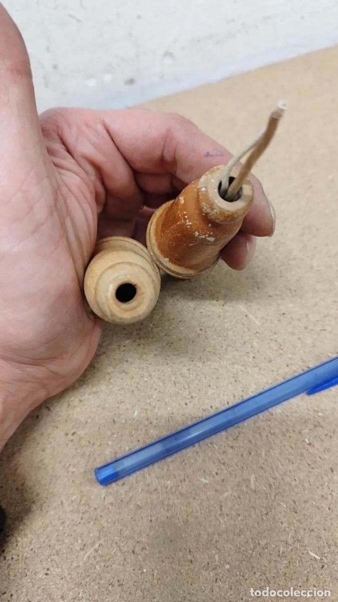Antig&uuml;edades: Dos antiguos interruptores,llave de luz de madera .Sin probar. - Foto 2