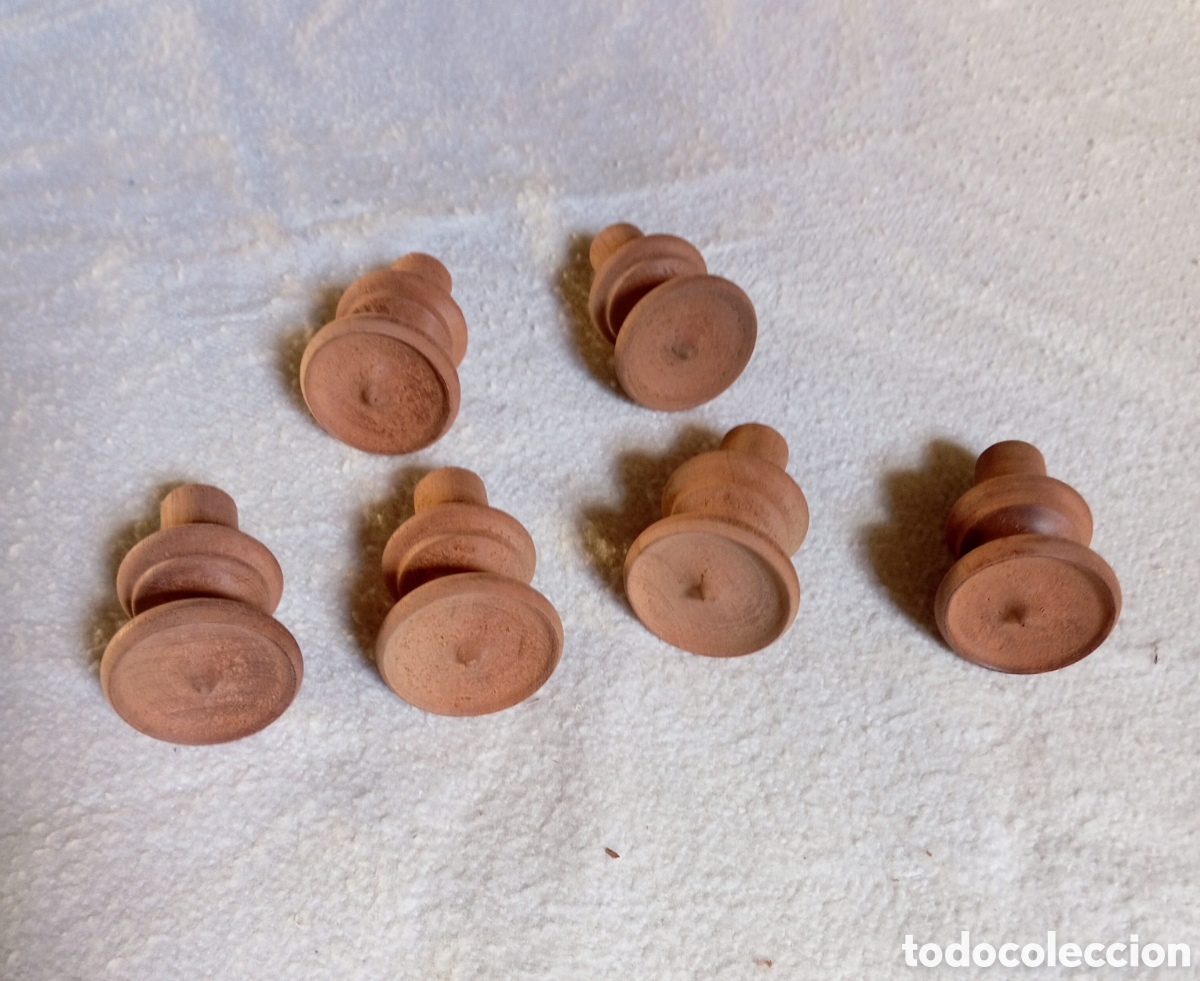Antig&uuml;edades: 6 Perillas de caoba sin barnizar - Foto 1