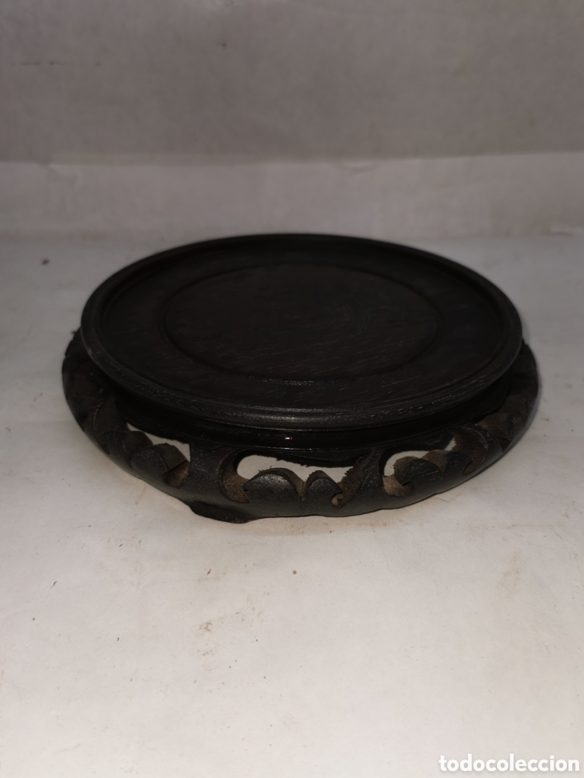 Antig&uuml;edades: Soporte de madera para jarr&oacute;n chino - Foto 1