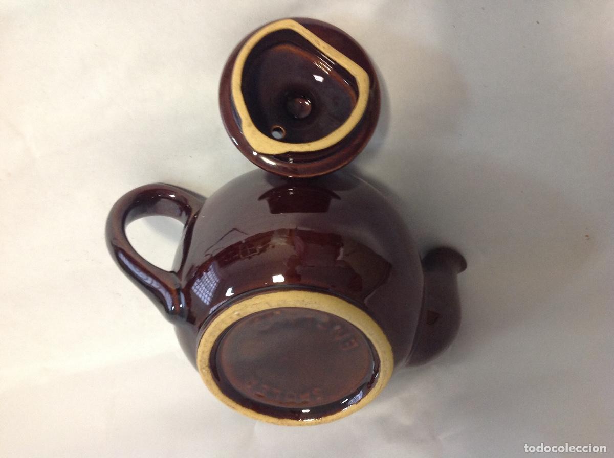 Antig&uuml;edades: Tetera inglesa de loza esmaltada en marron - Foto 3