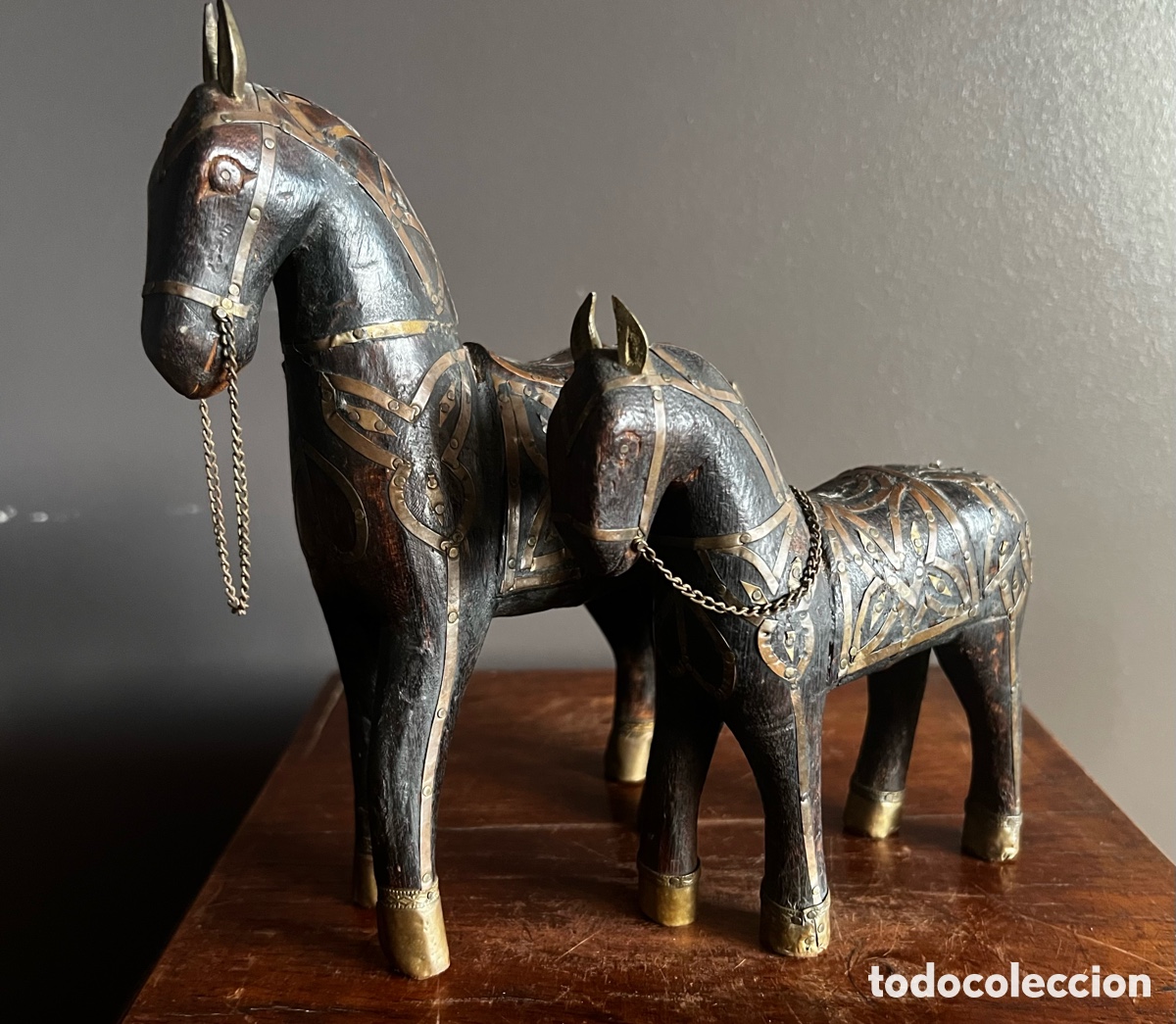 Antig&uuml;edades: Antiguo par de caballos de Rajasthan - Foto 1